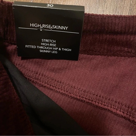 OAT NYC Corduroy Pant Women’s 30 High Rise Burgundy Skinny Leg Pant - Picture 6 of 14